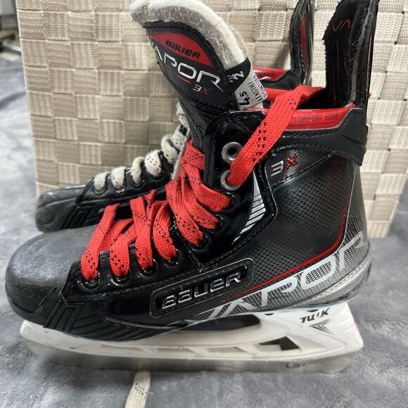 Junior Size 5 Bauer Vapor 3X Ice Hockey‎ Skates - Picture 11 of 11